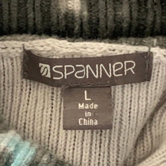 Spanner Womens Camo Turtleneck Sweater Sz L  khaki, teal, beige #251C - Picture 4 of 5